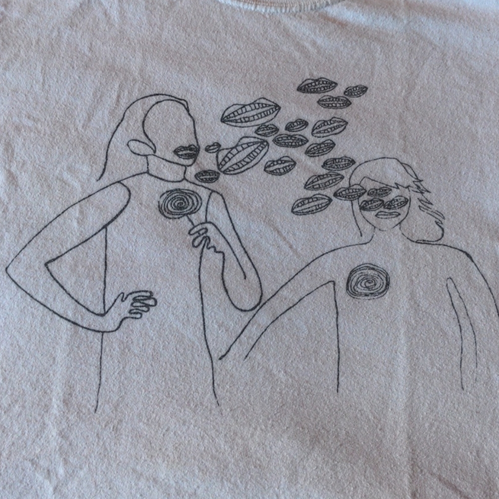 Graphic tee - Picture 2 of 3